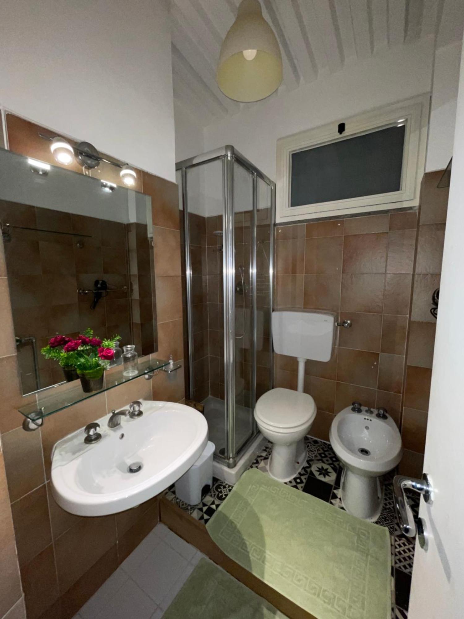 Apartamento Lungo Tevere Trastevere Confort Roma Exterior foto